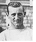 Drake halfback Bill Boelter